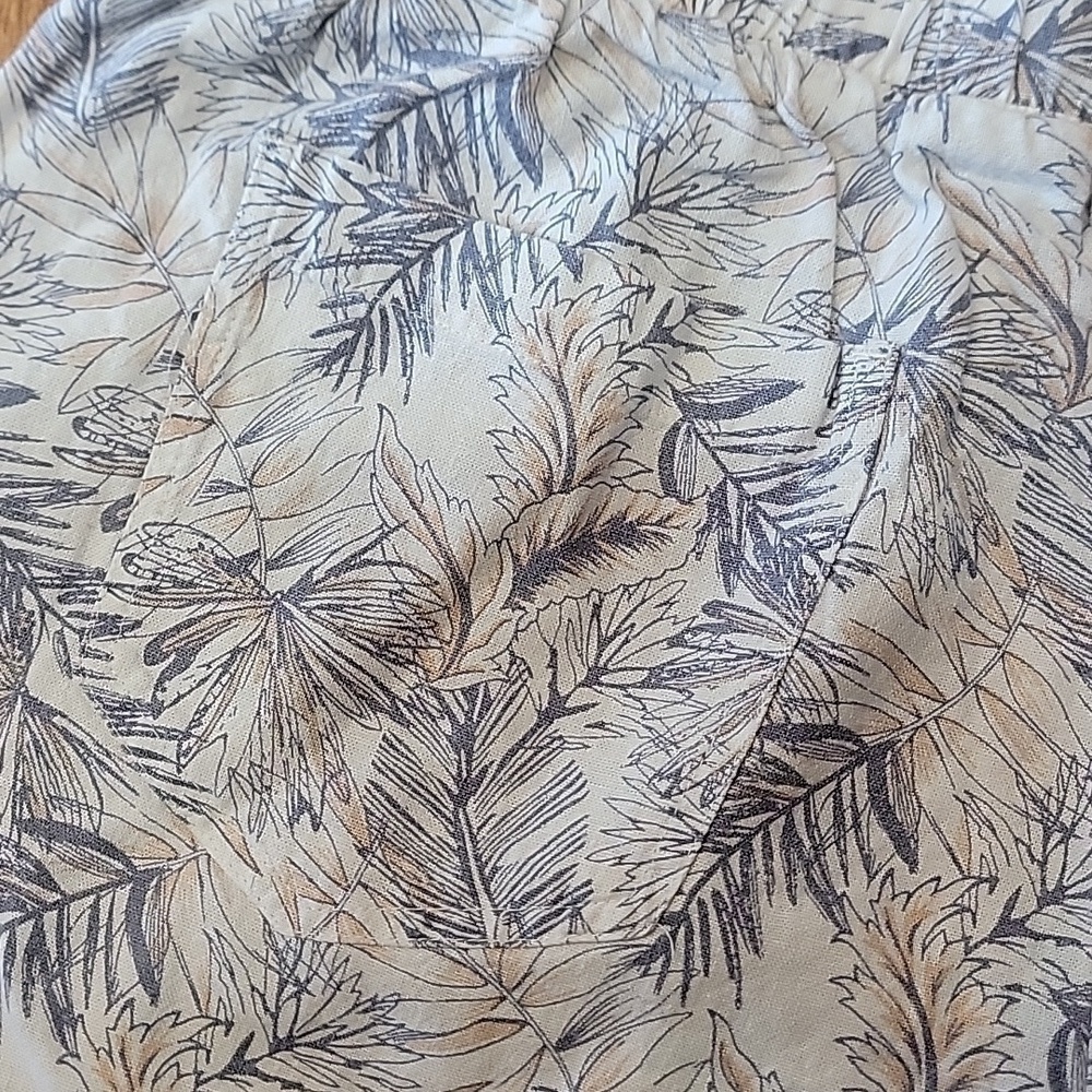 Tropical Print Tassle Shorts - Picture 6 of 6